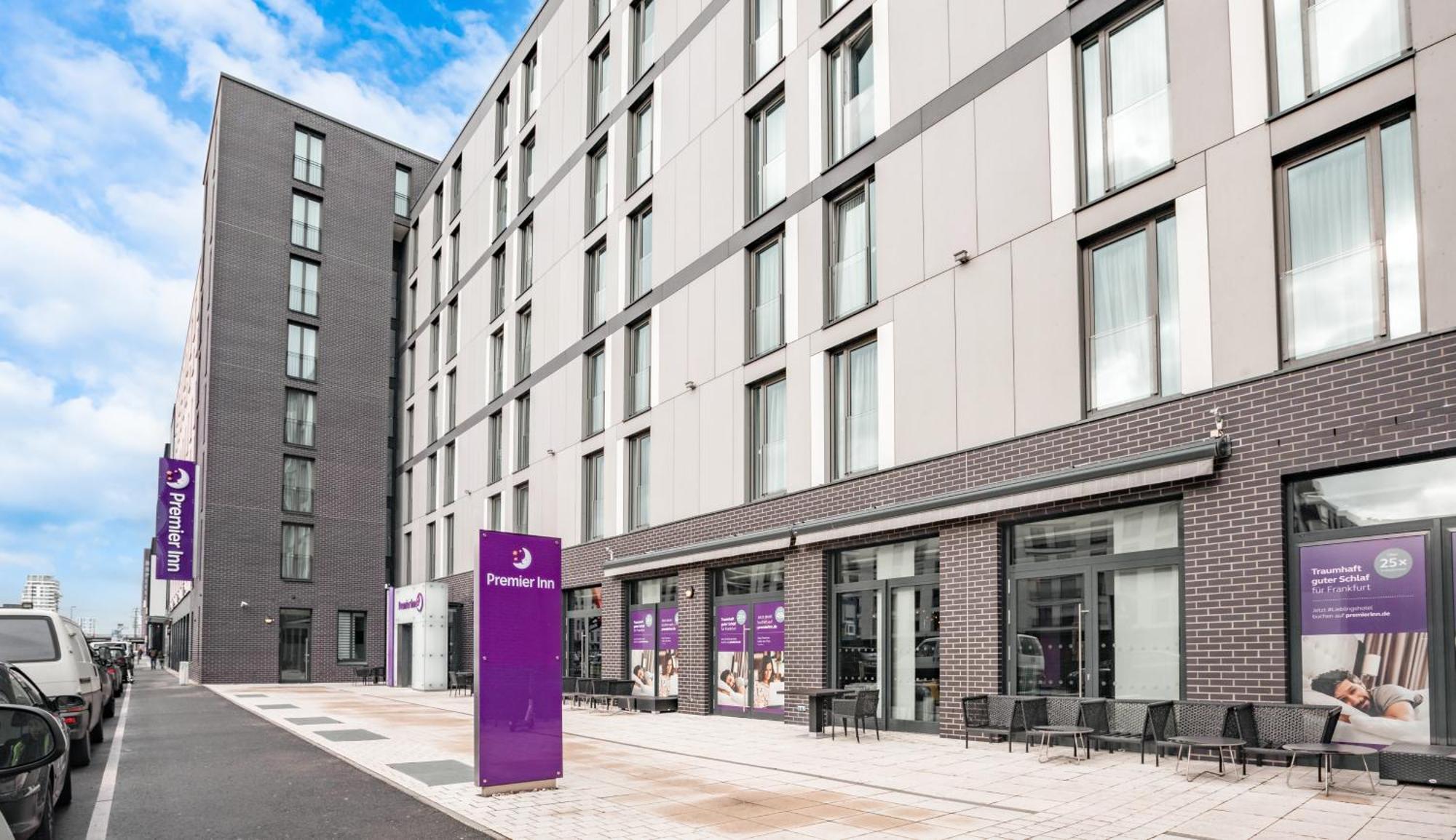 Premier Inn Frankfurt Messe Frankfurt am Main Exterior photo